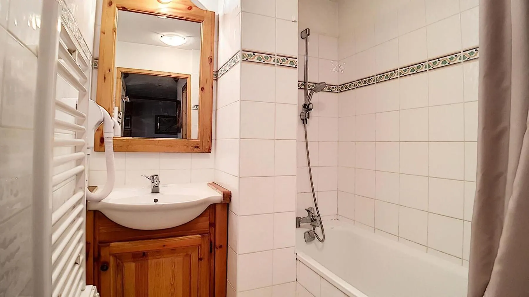 Residence Sapiniere - Appartement Spacieux - Depart Ski Aux Pieds - Terrasse Spacieuse Mae-0414 サン・マルタン・ド・ベルヴィル アパート